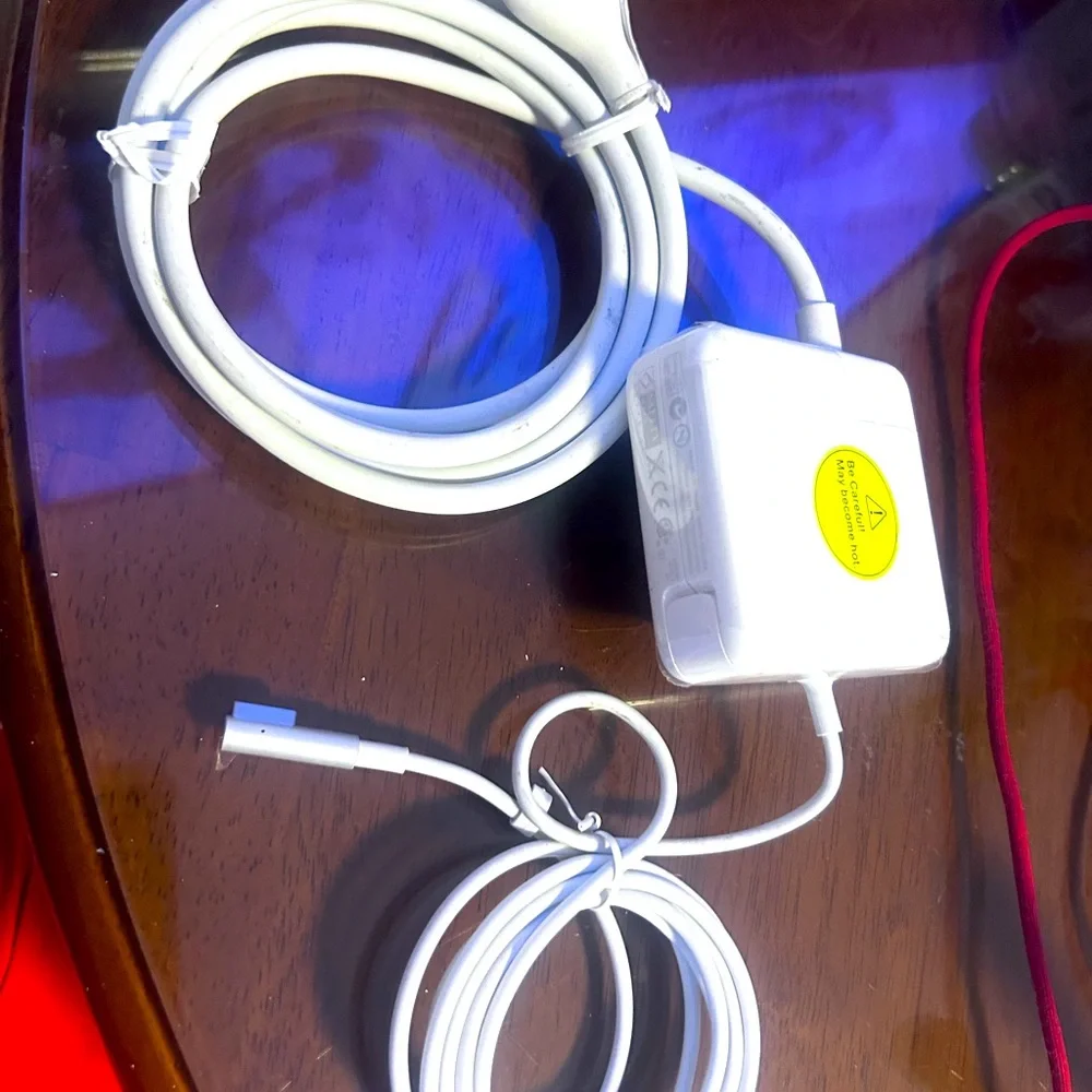 apples white power